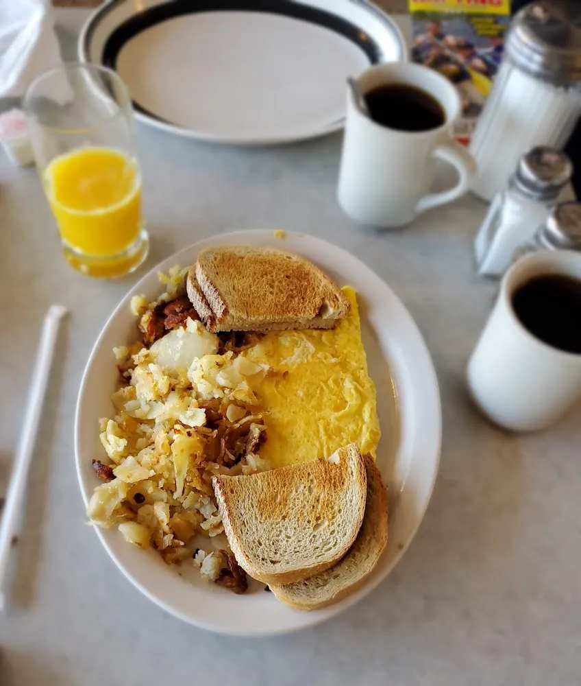 Eggs Potatoes an Toast